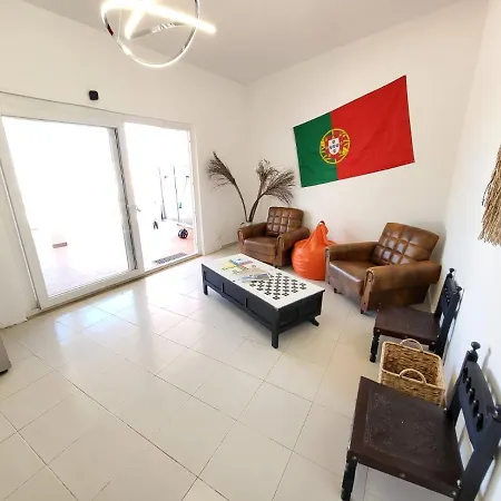 La Casa D'olhao ヴィラ Quelfes